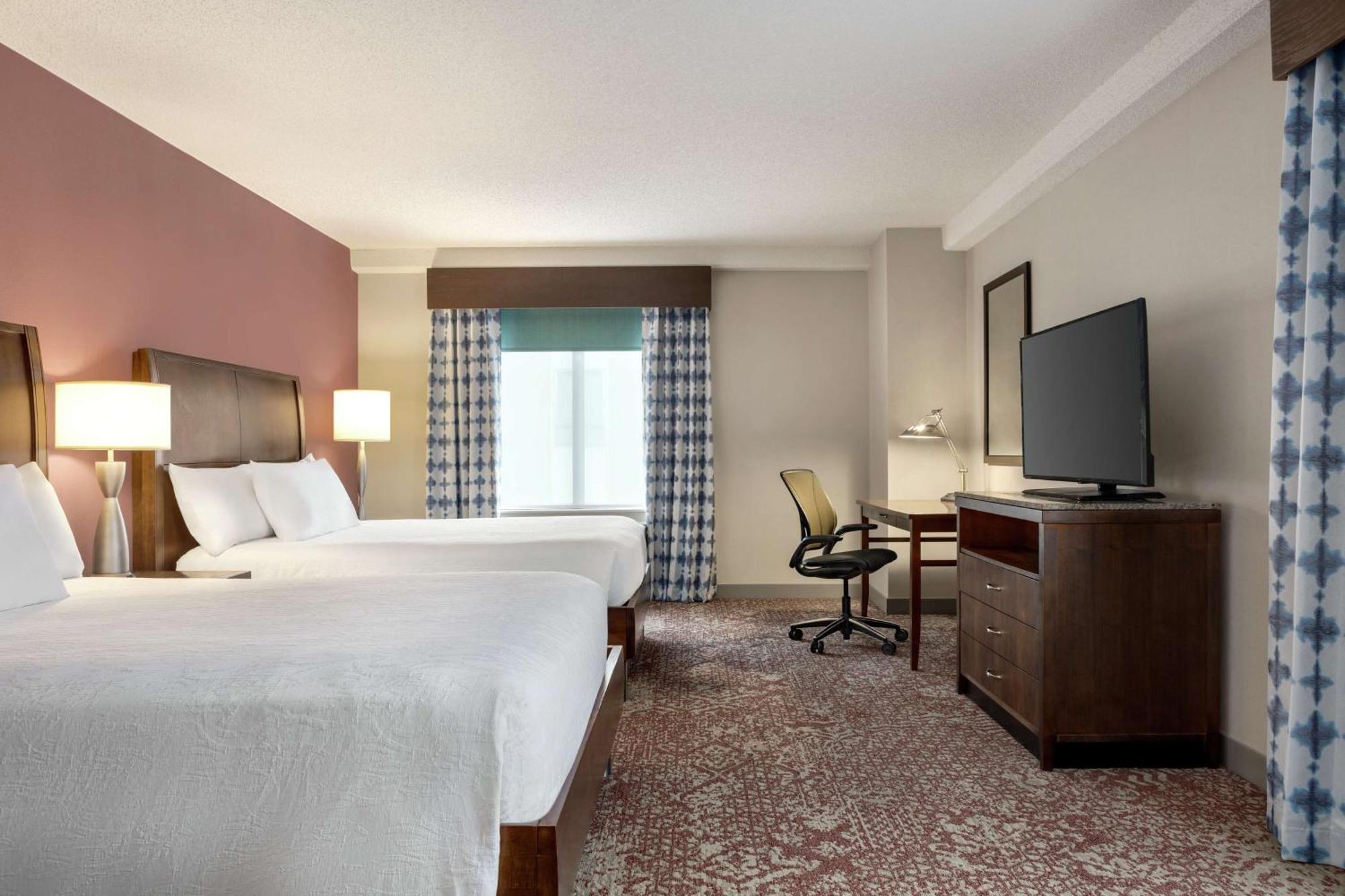 Hilton Garden Inn Louisville Downtown Eksteriør billede